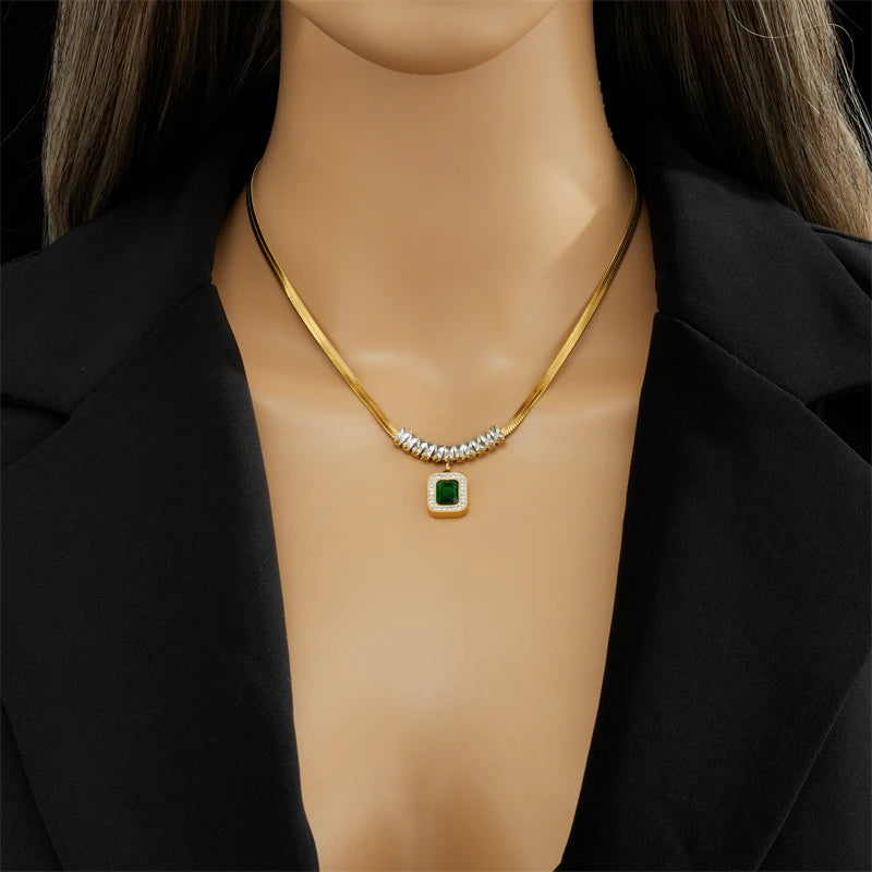 Juego de joyas para mujeres DIEYURO: collar, pendientes y colgante de zirconita verde cuadrada de acero inoxidable 316L de lujo, no descolorido, ideales como regalo.